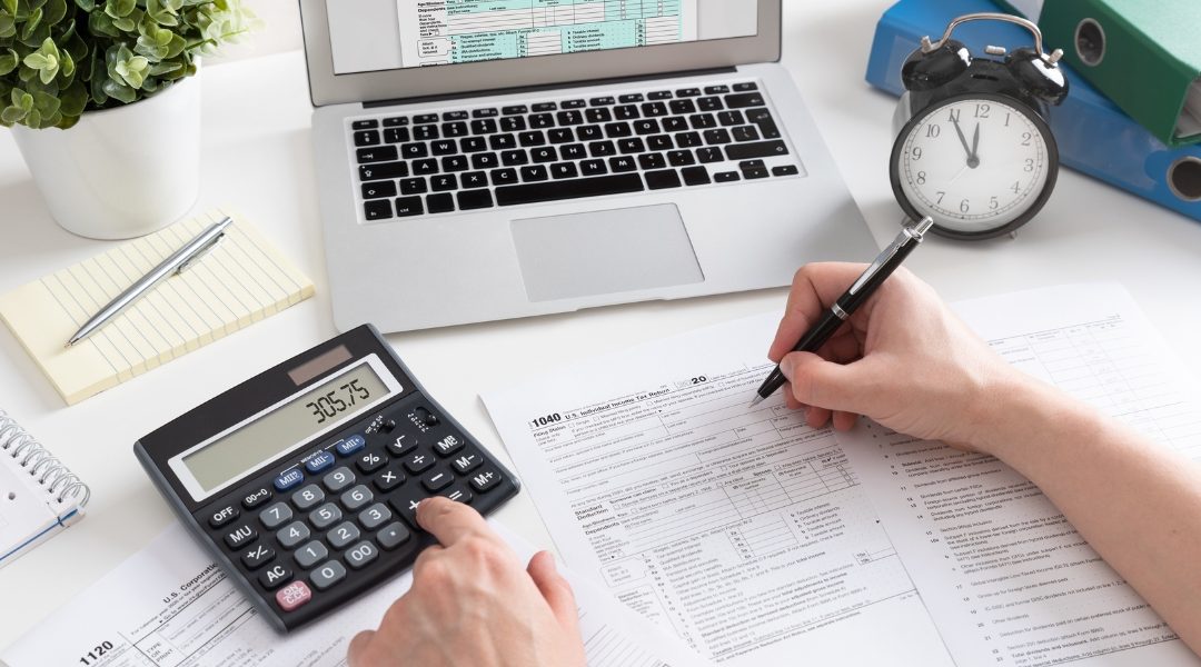 5 Ways Tampa CPAs Help Clients Stay IRS Compliant Year-Round
